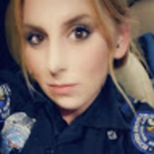 Meet your Posher, Mandy